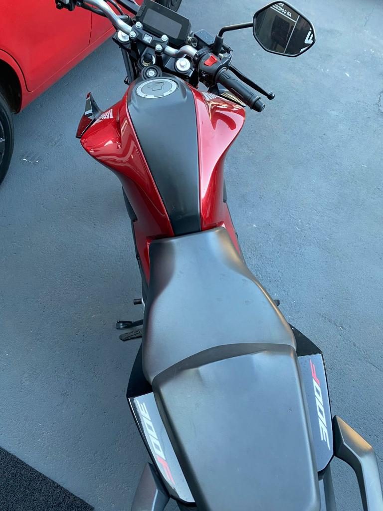 Foto 2 de Cb 300 F Twister Cbs Flex